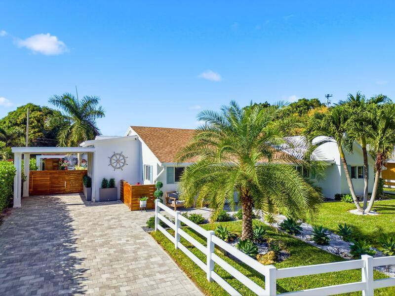 House for rent at 2210 NE 3rd Ave, Delray Beach, FL 33444
