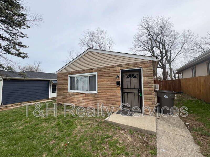 House for rent at 3125 N Gladstone Ave, Indianapolis, IN 46218