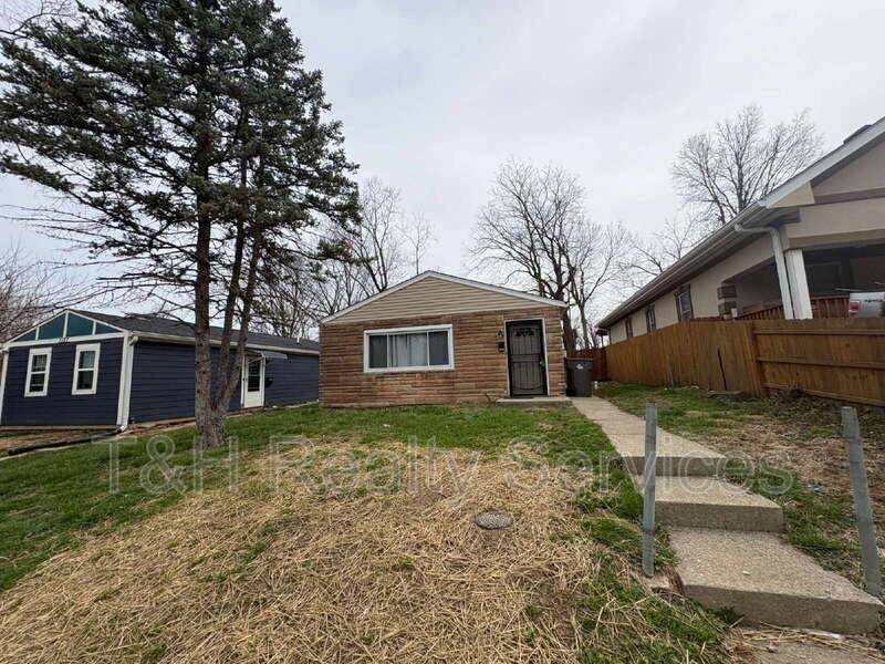 House for rent at 3125 N Gladstone Ave, Indianapolis, IN 46218