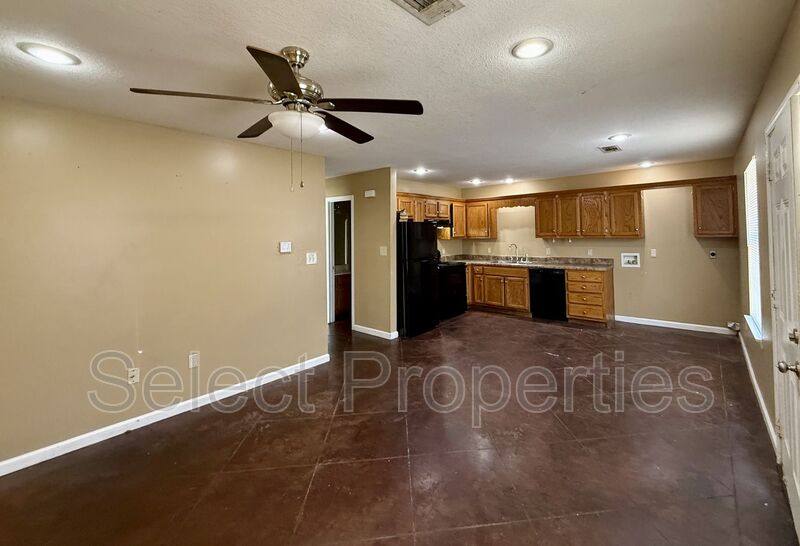 Apartment for rent at 920 Belt St #1, Jonesboro, AR 72401