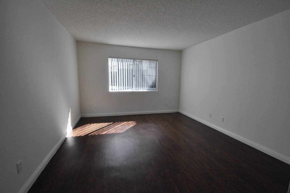 Apartment for rent at 11030 Hartsook St, North Hollywood, CA 91601