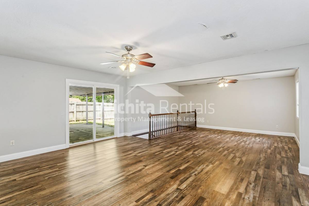 House for rent at 4549 S Washington Court, Wichita, KS 67216