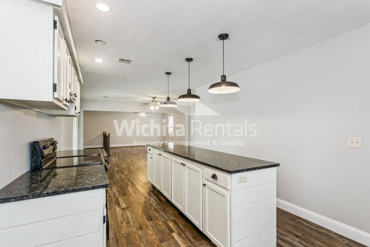 House for rent at 4549 S Washington Court, Wichita, KS 67216