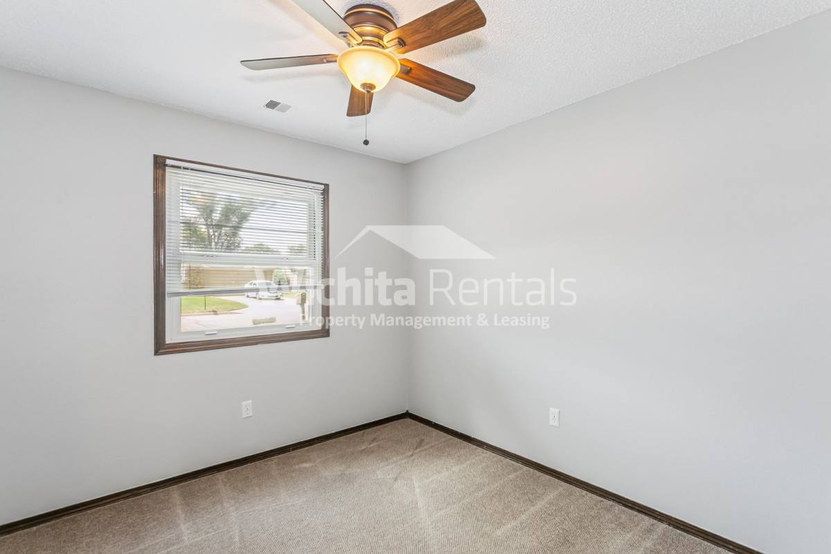 House for rent at 4549 S Washington Court, Wichita, KS 67216