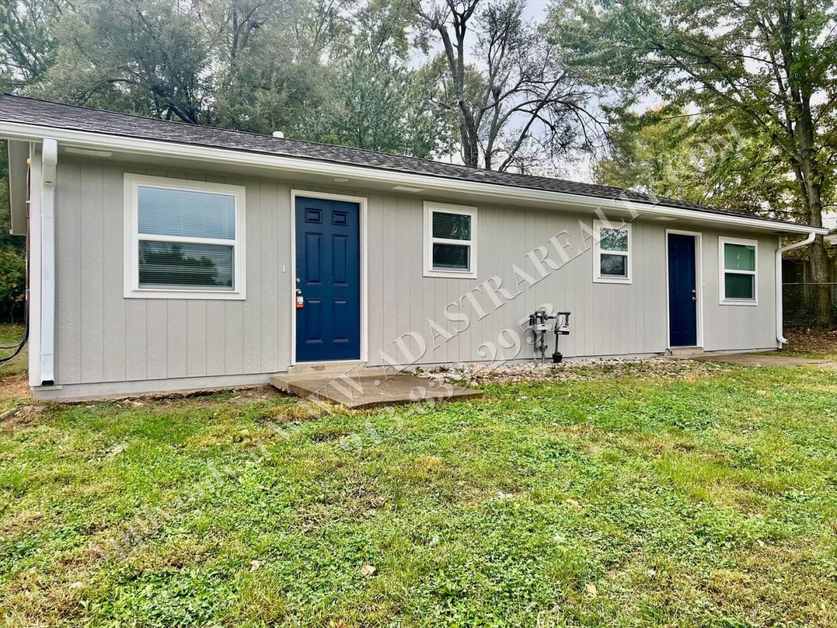 Apartment for rent at 6003 E 151st Terrace, Grandview, MO 64030