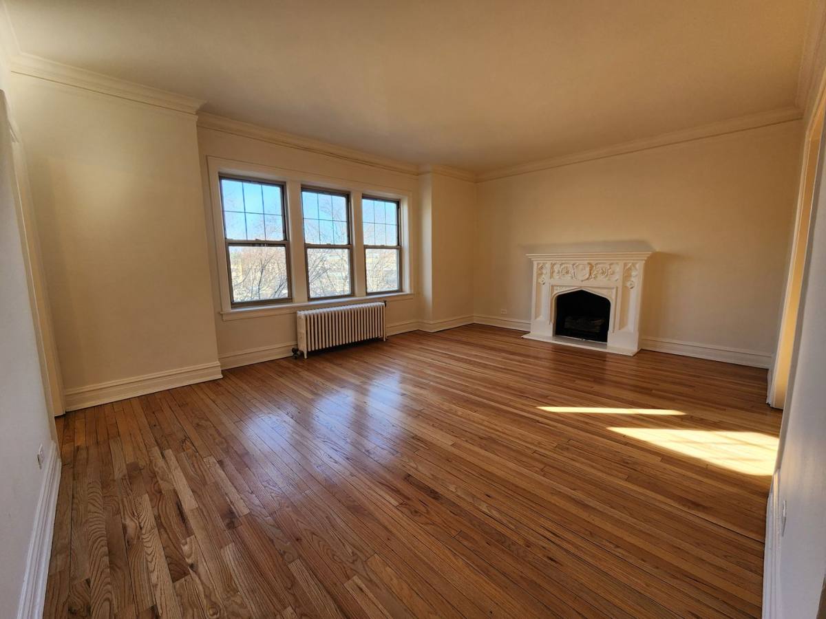 Apartment for rent at 930-936 Judson Ave, Evanston, IL 60202