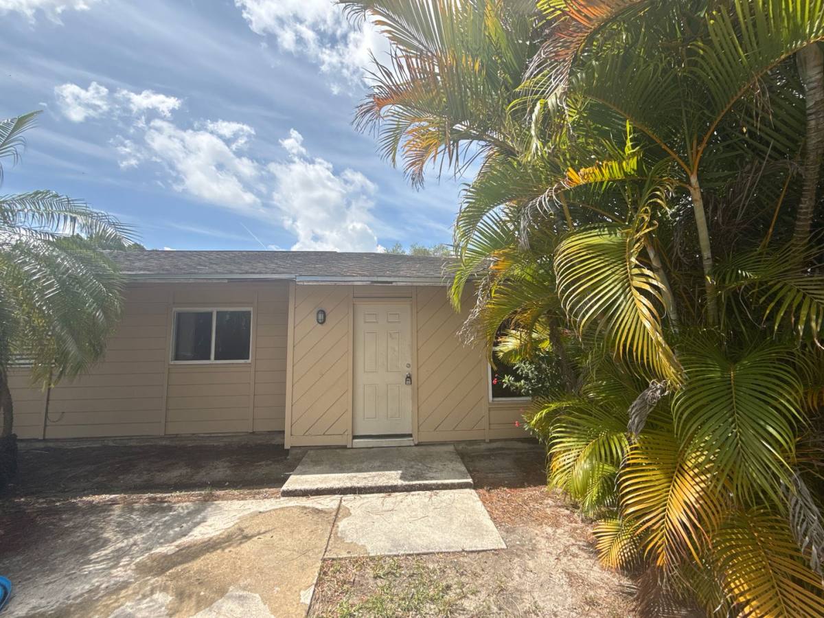 Apartment for rent at 4120 Pine Drop Lane, North Fort Myers, FL 33917