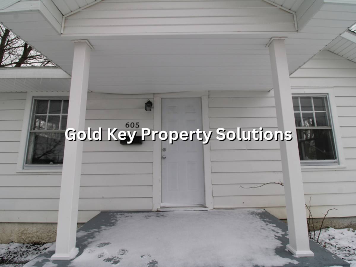 House for rent at 605 W 10th St, Muncie, IN 47302