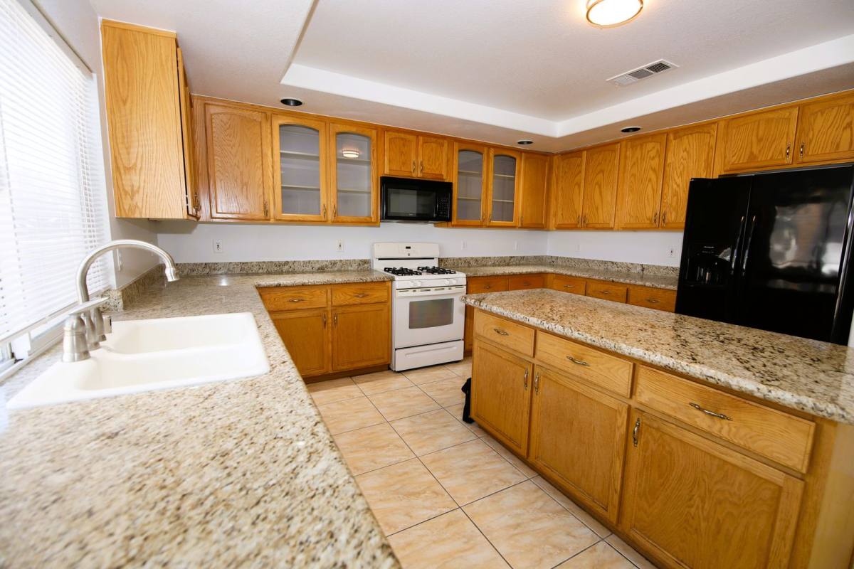 House for rent at 554 Campus Oak Court, Las Vegas, NV 89183