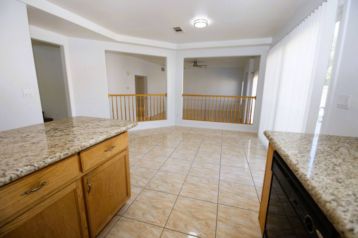 House for rent at 554 Campus Oak Court, Las Vegas, NV 89183