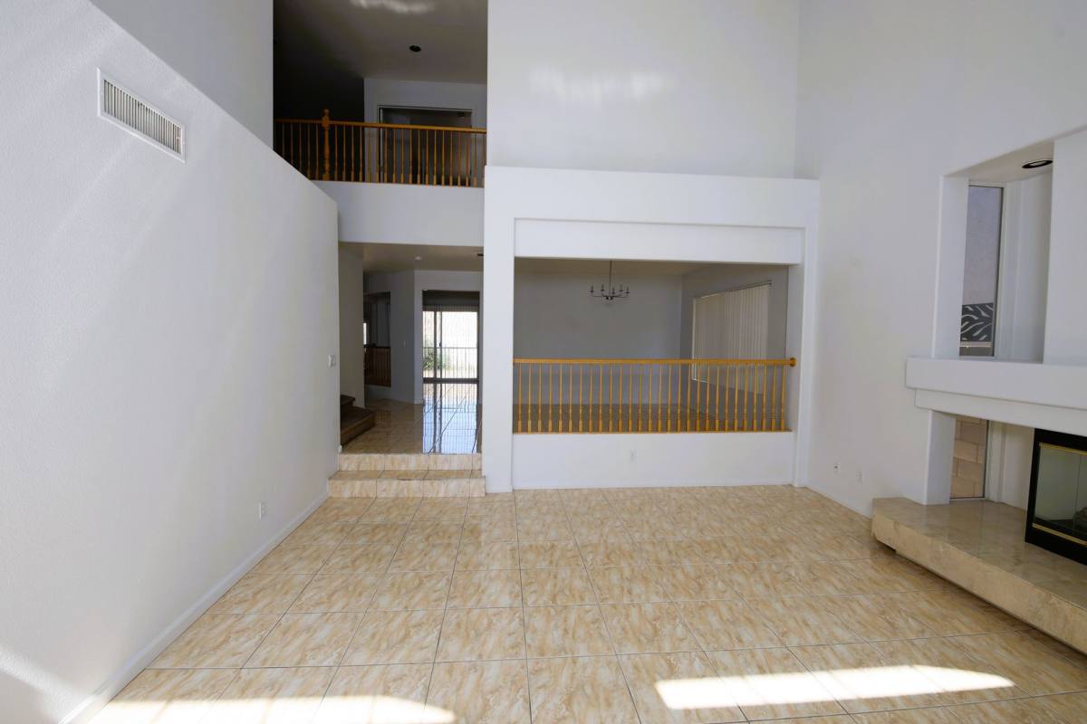 House for rent at 554 Campus Oak Court, Las Vegas, NV 89183