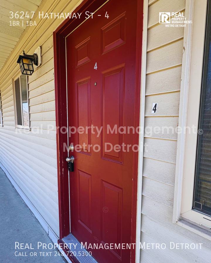 Apartment for rent at 36247 Hathaway St, New Baltimore, MI 48047