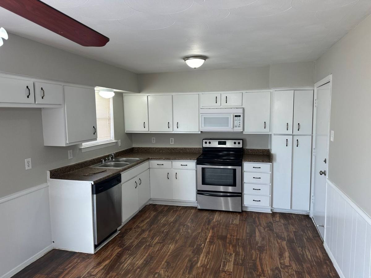 House for rent at 4614 Hanover Dr, Garland, TX 75042