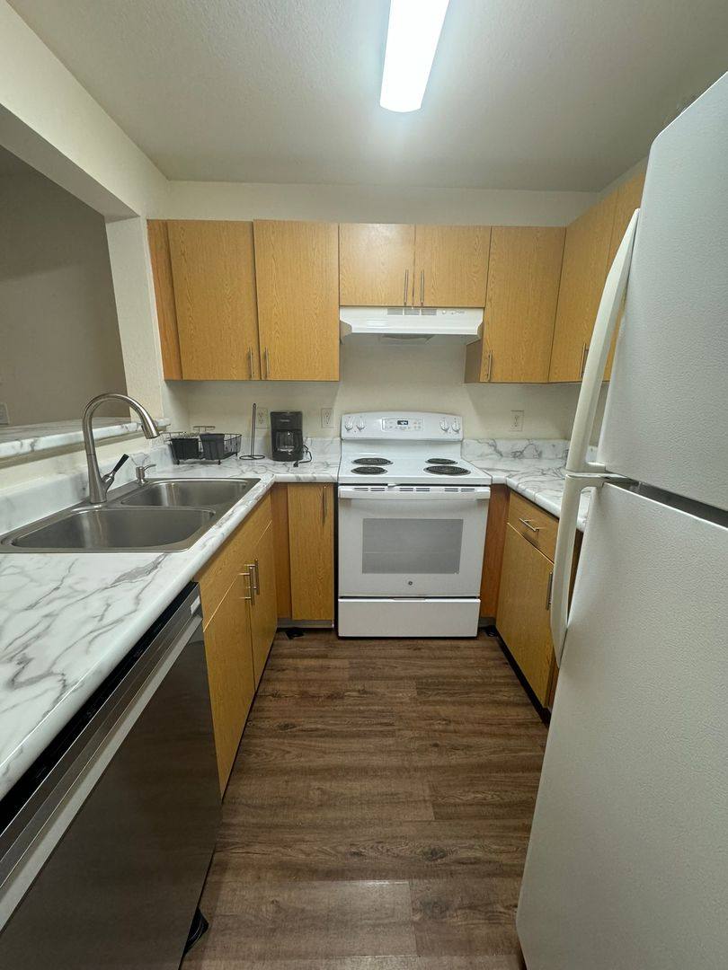 Condo for rent at 211 N Ave, Athens, GA 30601