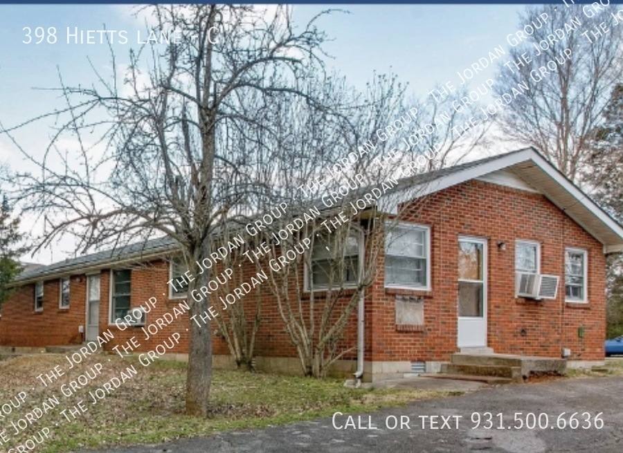 Apartment for rent at 398 Hietts Lane #C, Clarksville, TN 37043