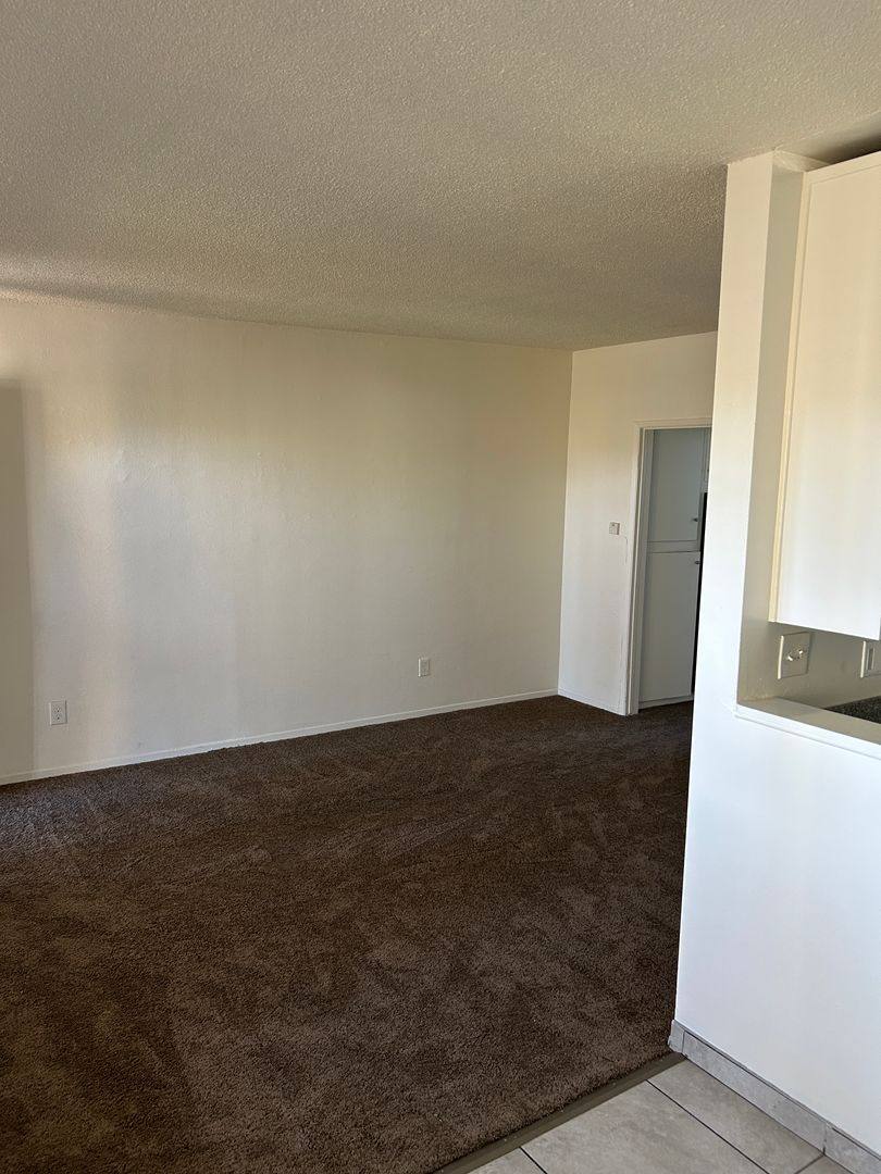 Apartment for rent at 11134 S New Hampshire Ave, Los Angeles, CA 90044