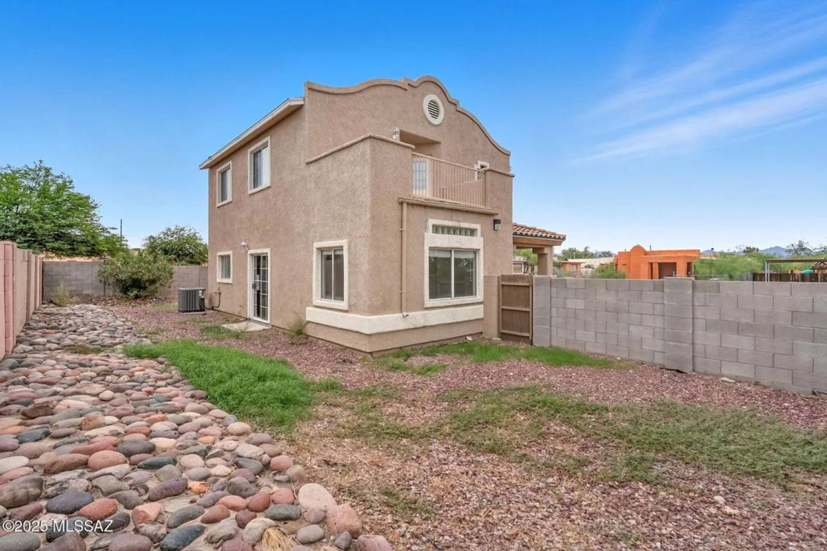 Apartment for rent at 2862 N Tyndall Ave, Tucson, AZ 85719