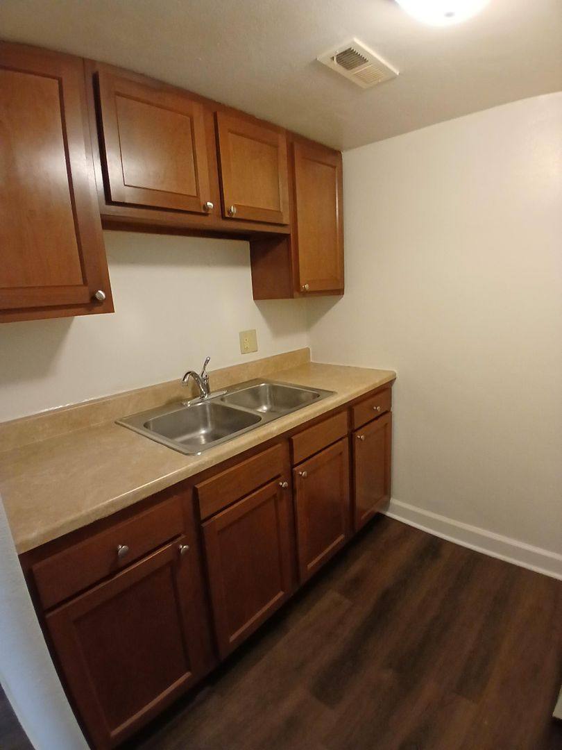 Apartment for rent at 54-66 Cheryl Lane, Valley Park, MO 63088