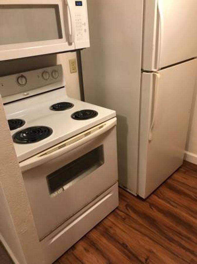 Apartment for rent at 54-66 Cheryl Lane, Valley Park, MO 63088