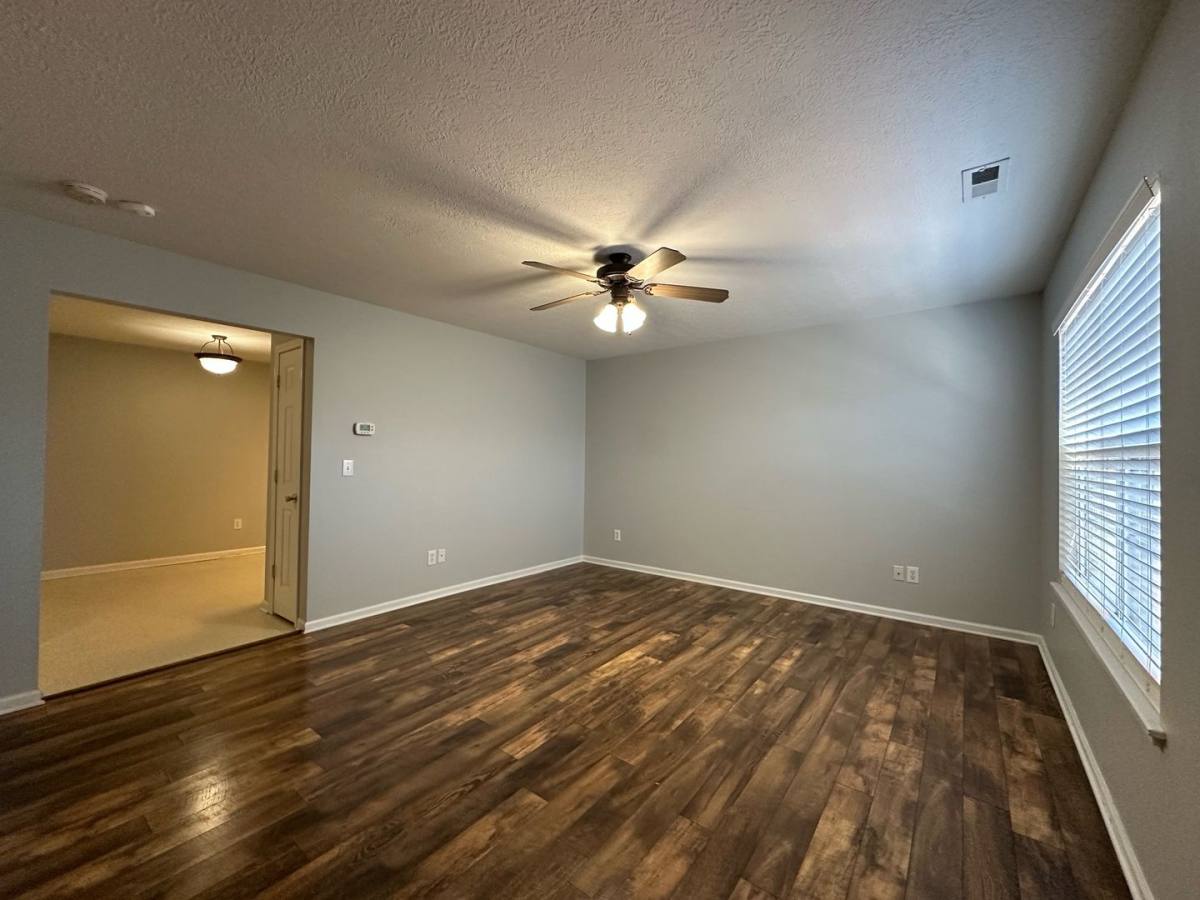 Apartment for rent at 320 Chilhowee School Rd, Seymour, TN 37865