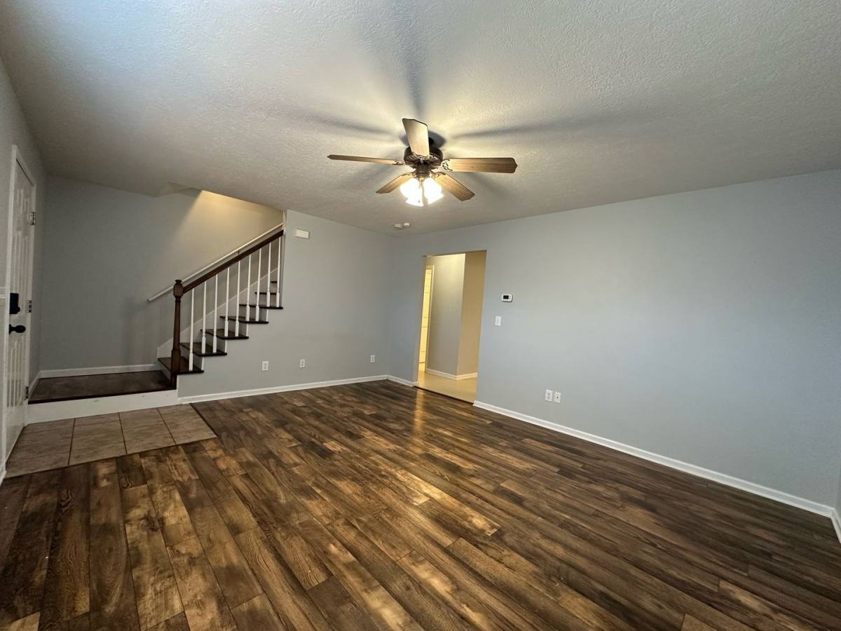Apartment for rent at 320 Chilhowee School Rd, Seymour, TN 37865