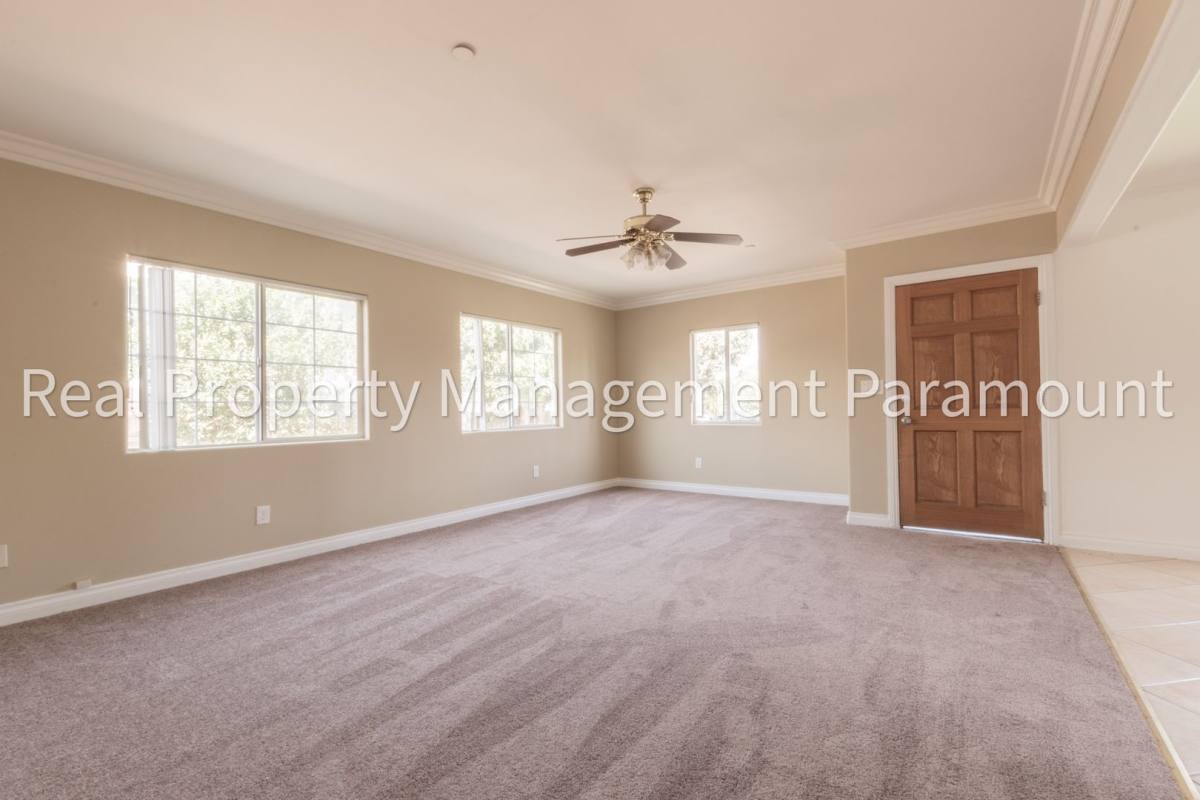 Apartment for rent at 3831 S Wall St, Los Angeles, CA 90011