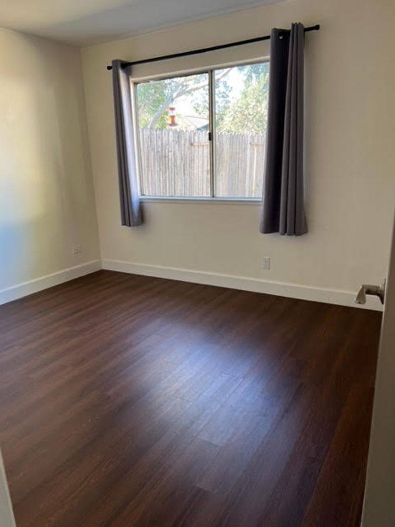 House for rent at 1529 Oak Ave, Davis, CA 95616