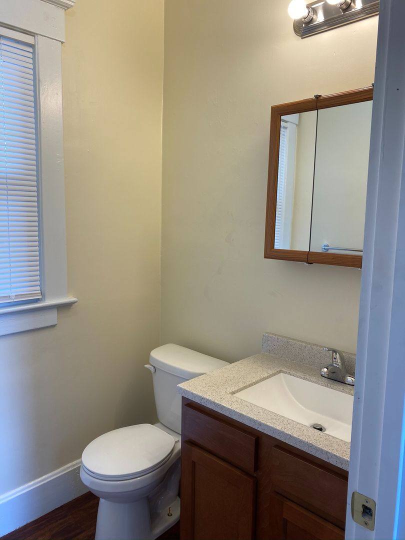 House for rent at 326 E Liberty St, Girard, OH 44420