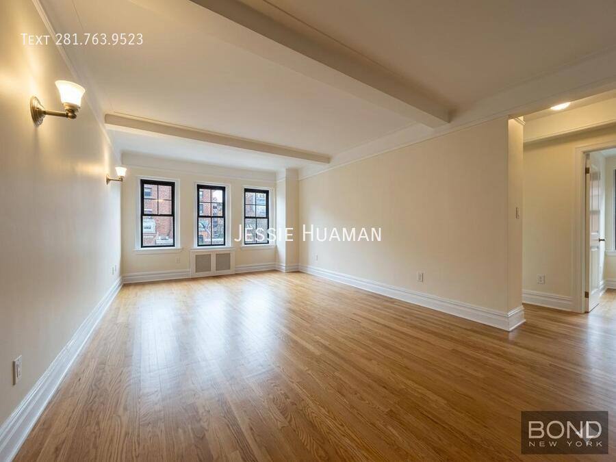 Apartment for rent at 95 Christopher St #I, New York, NY 10014