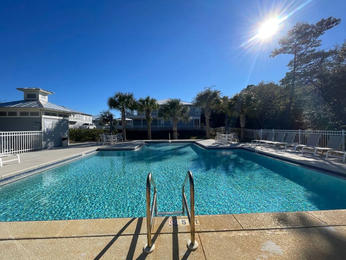 Apartment for rent at 22940 Ann Miller Rd, Panama City Beach, FL 32413