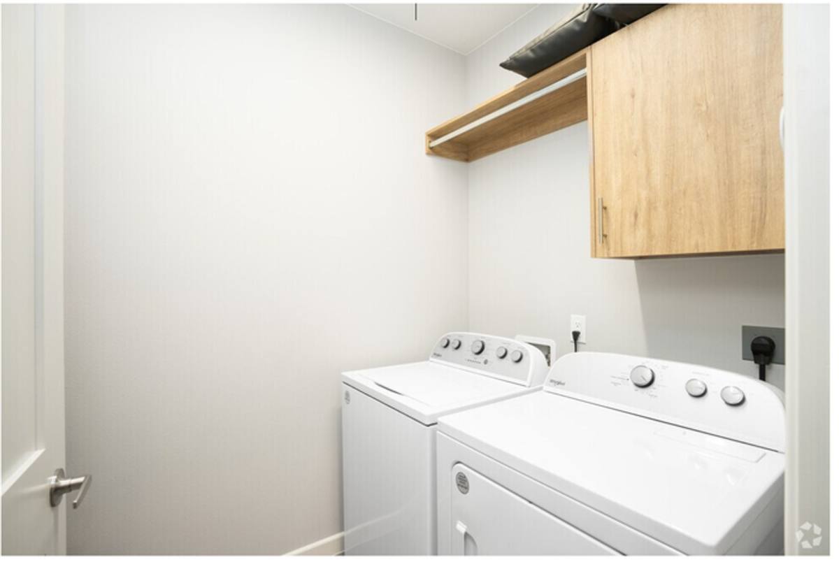 Apartment for rent at 615 Dallas Ave, McAllen, TX 78501