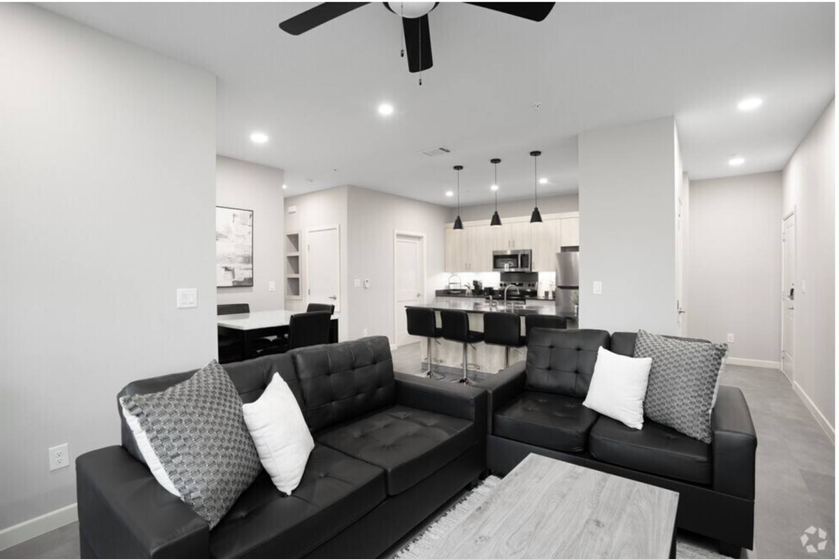 Apartment for rent at 615 Dallas Ave, McAllen, TX 78501
