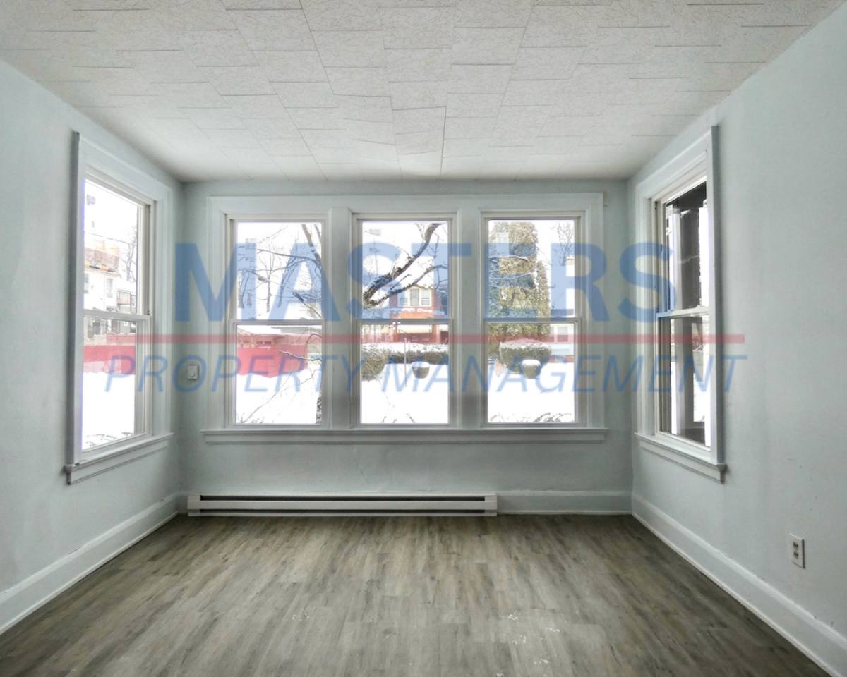 Apartment for rent at 425 Boston Place, Toledo, OH 43610