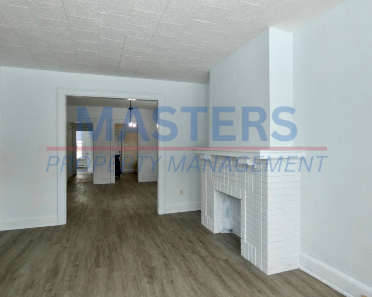 Apartment for rent at 425 Boston Place, Toledo, OH 43610