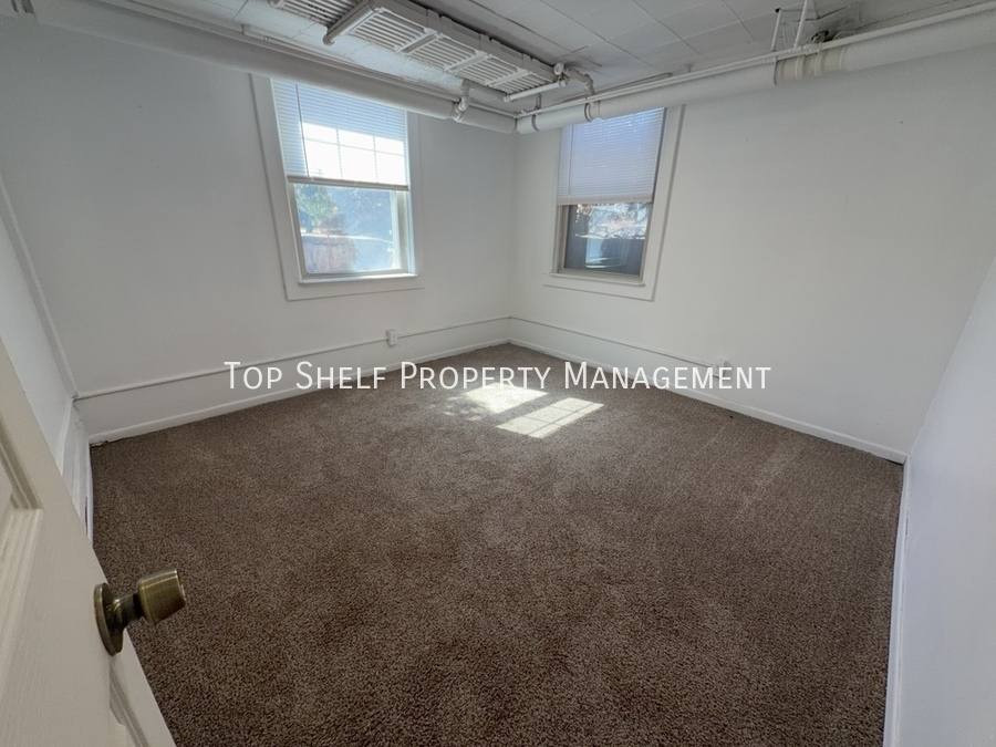 Apartment for rent at 2419 Cottage Grove Ave #7, Des Moines, IA 50311