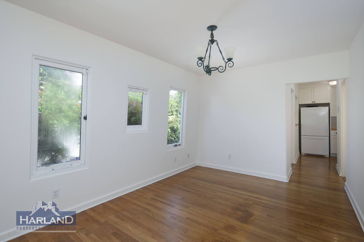 House for rent at 409 Dunemere Dr, La Jolla, CA 92037