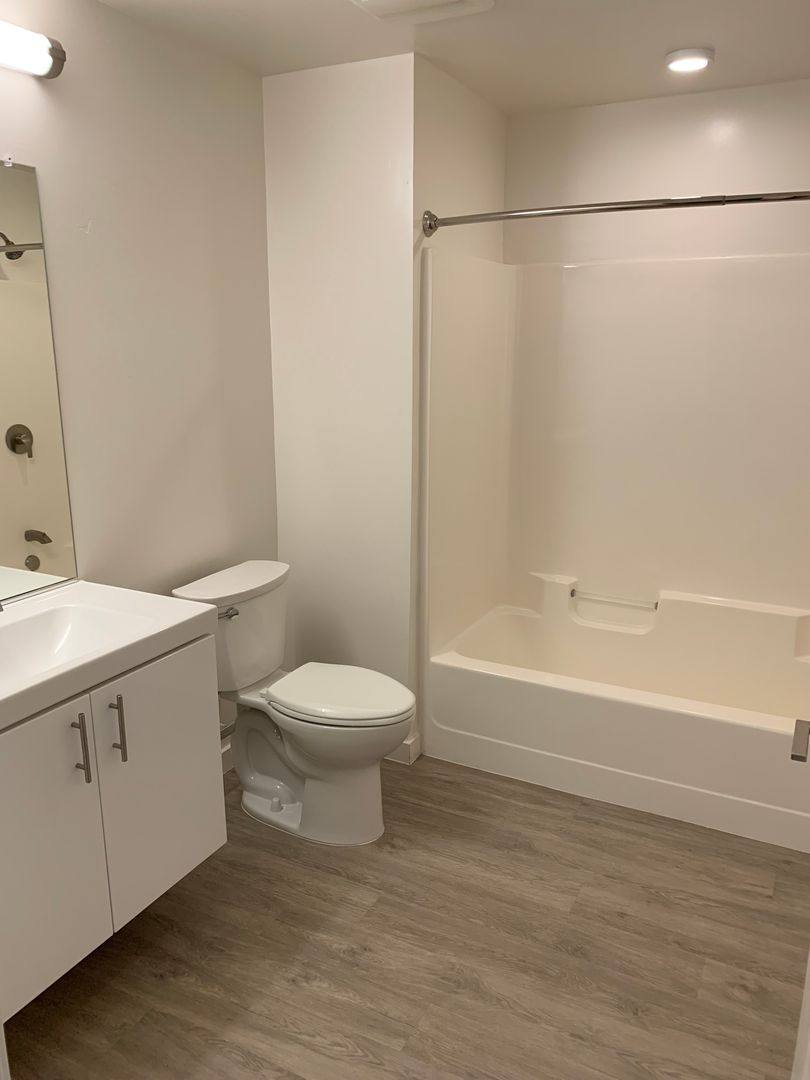 Apartment for rent at 1818 X St, Sacramento, CA 95818
