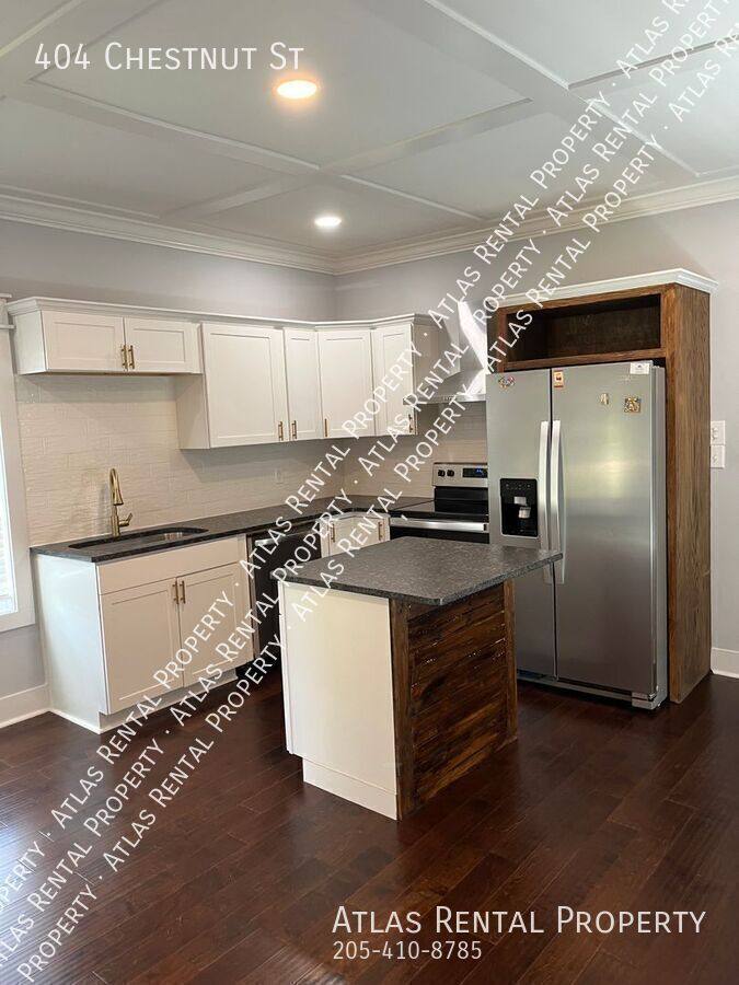 House for rent at 404 Chestnut St, Athens, AL 35611