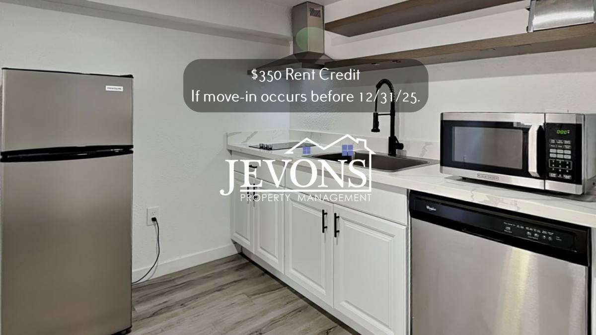 Apartment for rent at 630 N Skyline Dr, Tacoma, WA 98406