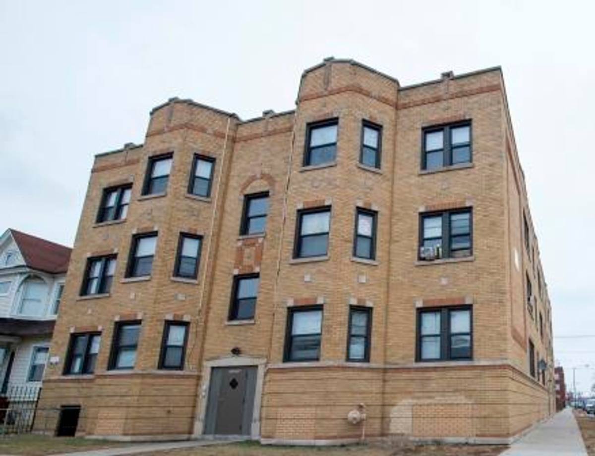 Apartment for rent at 7057 S Princeton Ave, Chicago, IL 60621