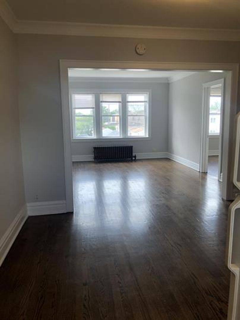 Apartment for rent at 1852 S Gunderson Ave, Berwyn, IL 60402