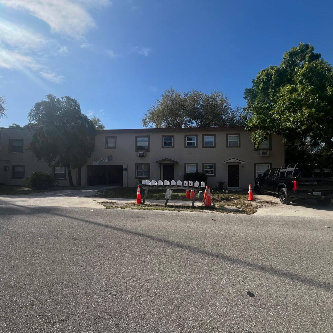 Apartment for rent at 3619 Seminole Ave, Fort Myers, FL 33916