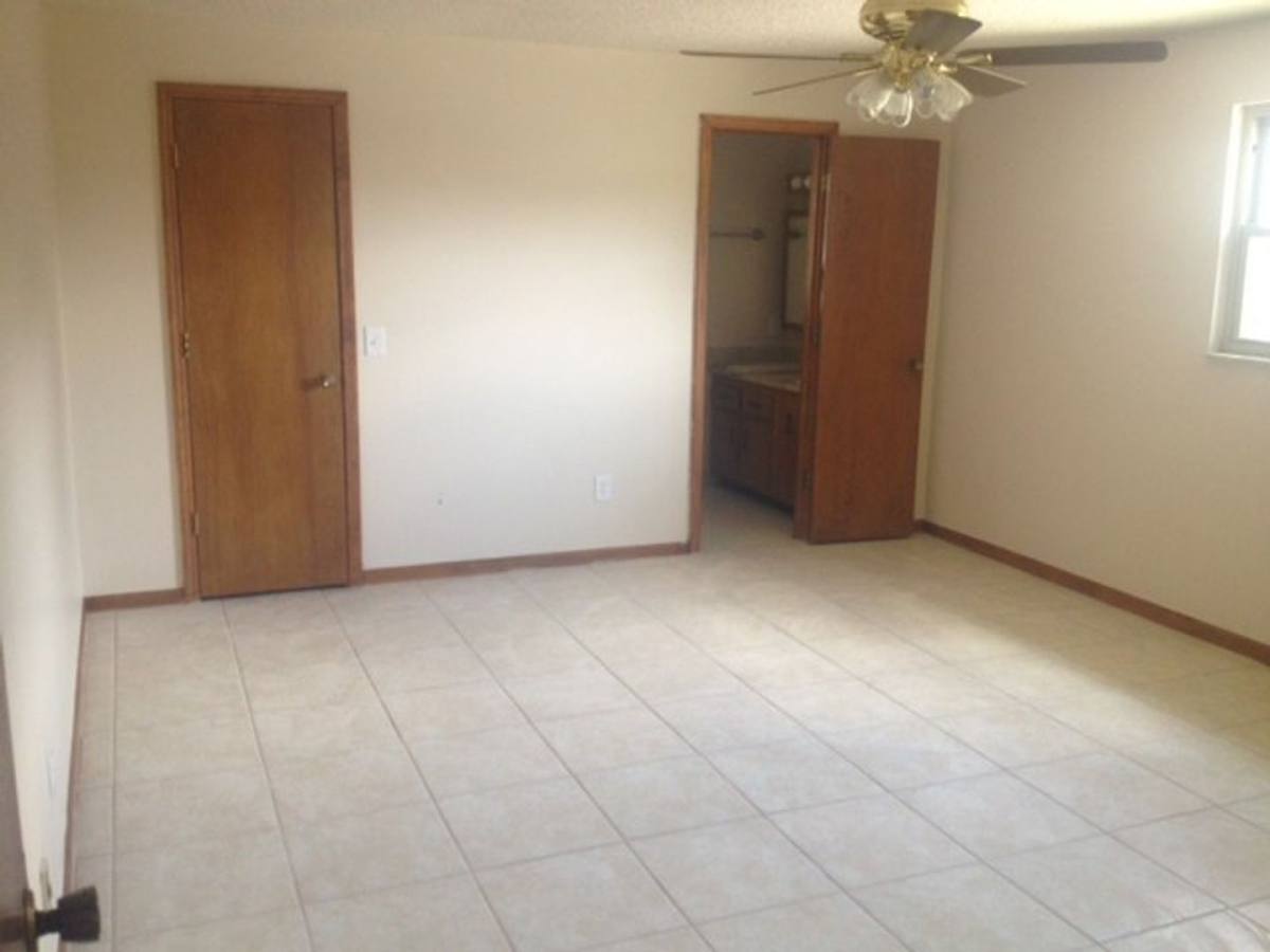 House for rent at 3775 Spring Lake Rd, Jacksonville, FL 32210