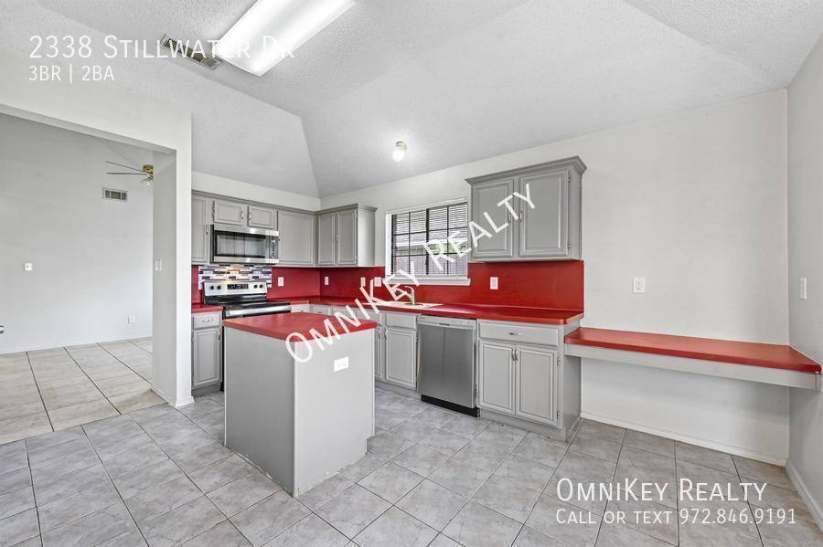 House for rent at 2338 Stillwater Dr, Mesquite, TX 75181
