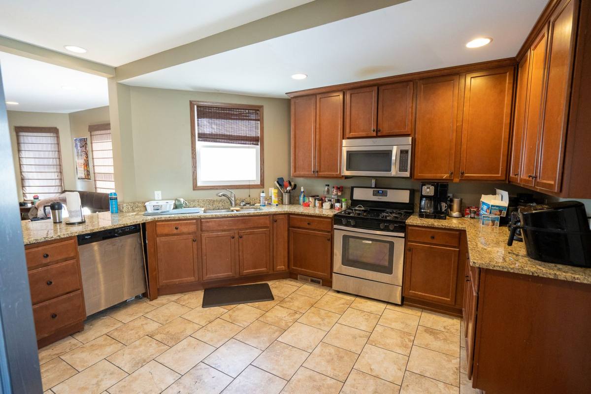 Apartment for rent at 1101 22nd Ave SE, Minneapolis, MN 55414