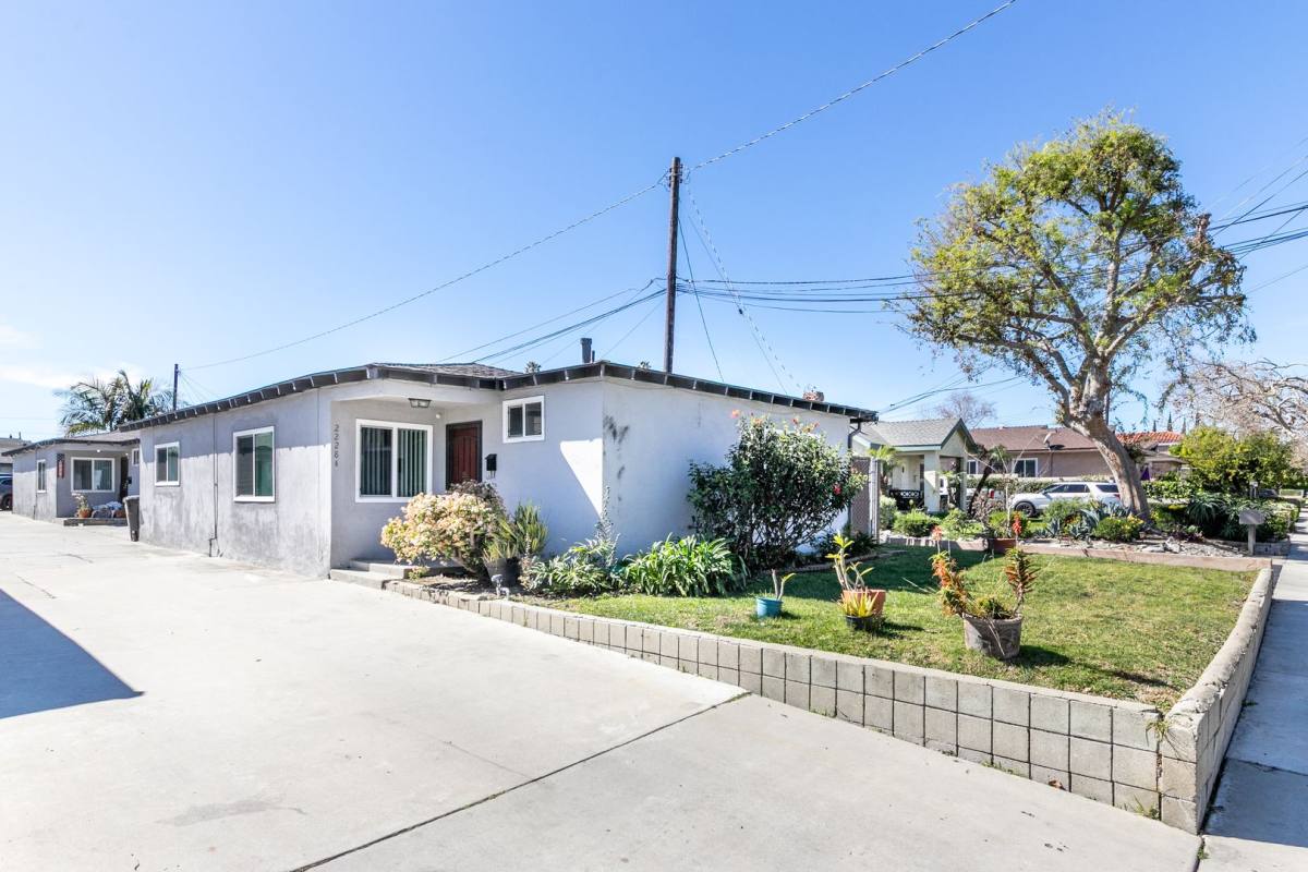 Apartment for rent at 2222 248th St, Lomita, CA 90717