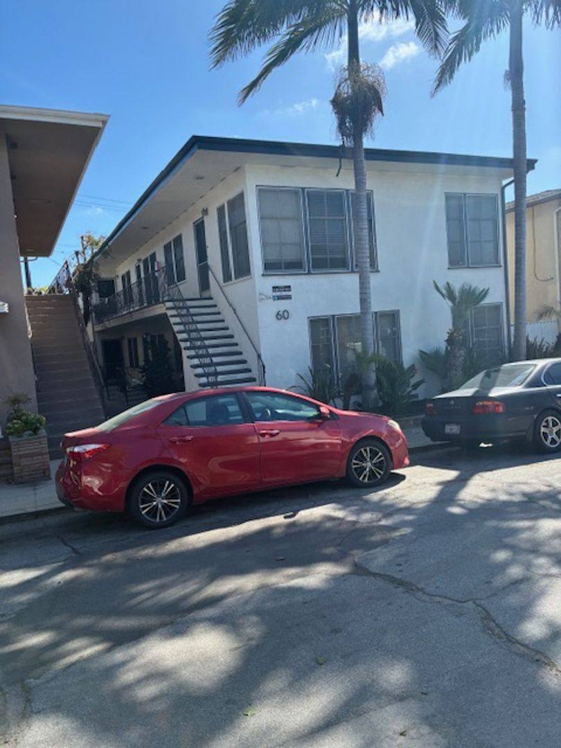 Apartment for rent at 60 Belmont Ave, Long Beach, CA 90803