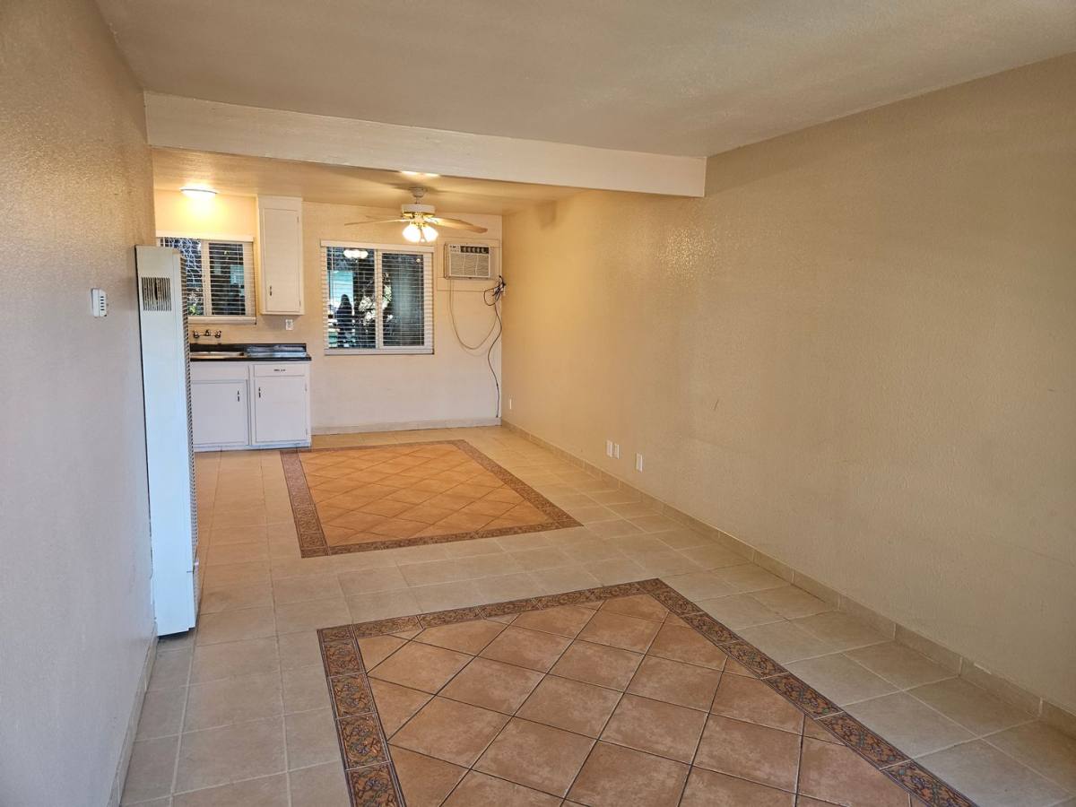 Apartment for rent at 715 Tully Rd, Modesto, CA 95350