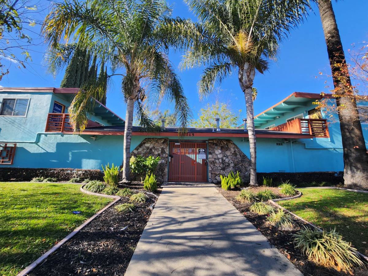 Apartment for rent at 715 Tully Rd, Modesto, CA 95350