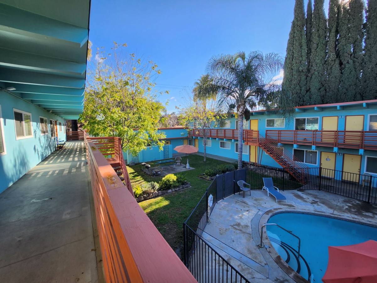 Apartment for rent at 715 Tully Rd, Modesto, CA 95350